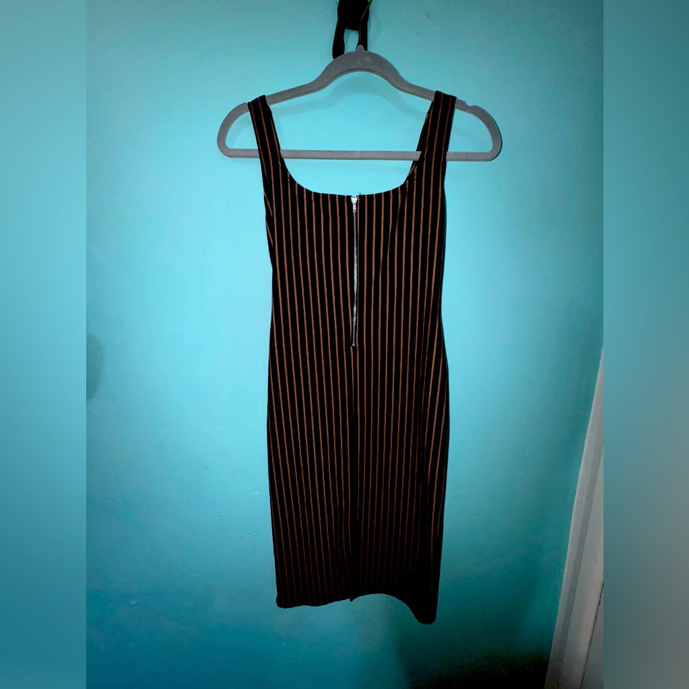 Popular Basic Midi Dress : Size M